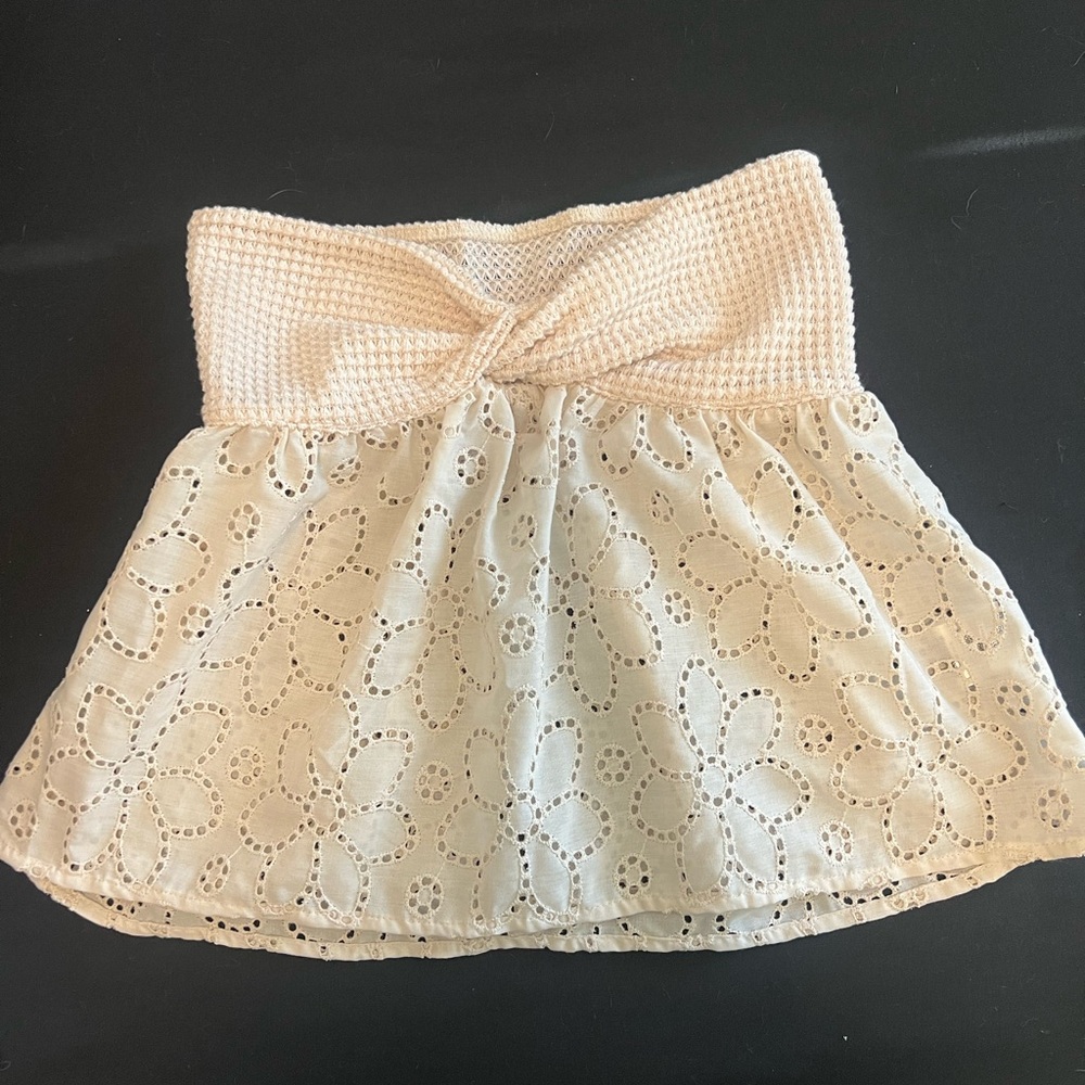 SHEIN Beige Eyelet Lace Crop Top